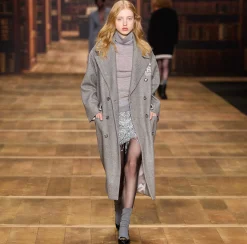 Capispalla|Elisabetta Franchi Cappotto doppiopetto over in cotone con stemma Nero