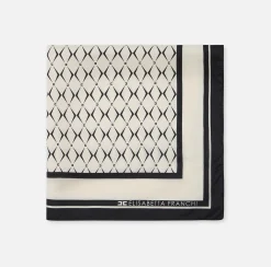 Sciarpe|Elisabetta Franchi Foulard in seta con pattern rombo e logo Burro/Nero