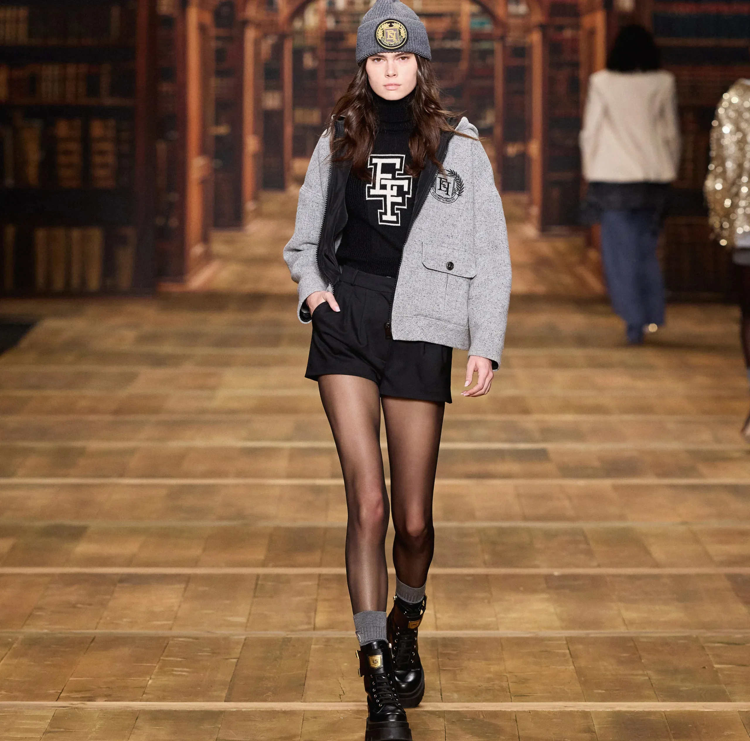 Capispalla|Elisabetta Franchi Giubbotto in panno di lana con cappuccio Grigiomelange