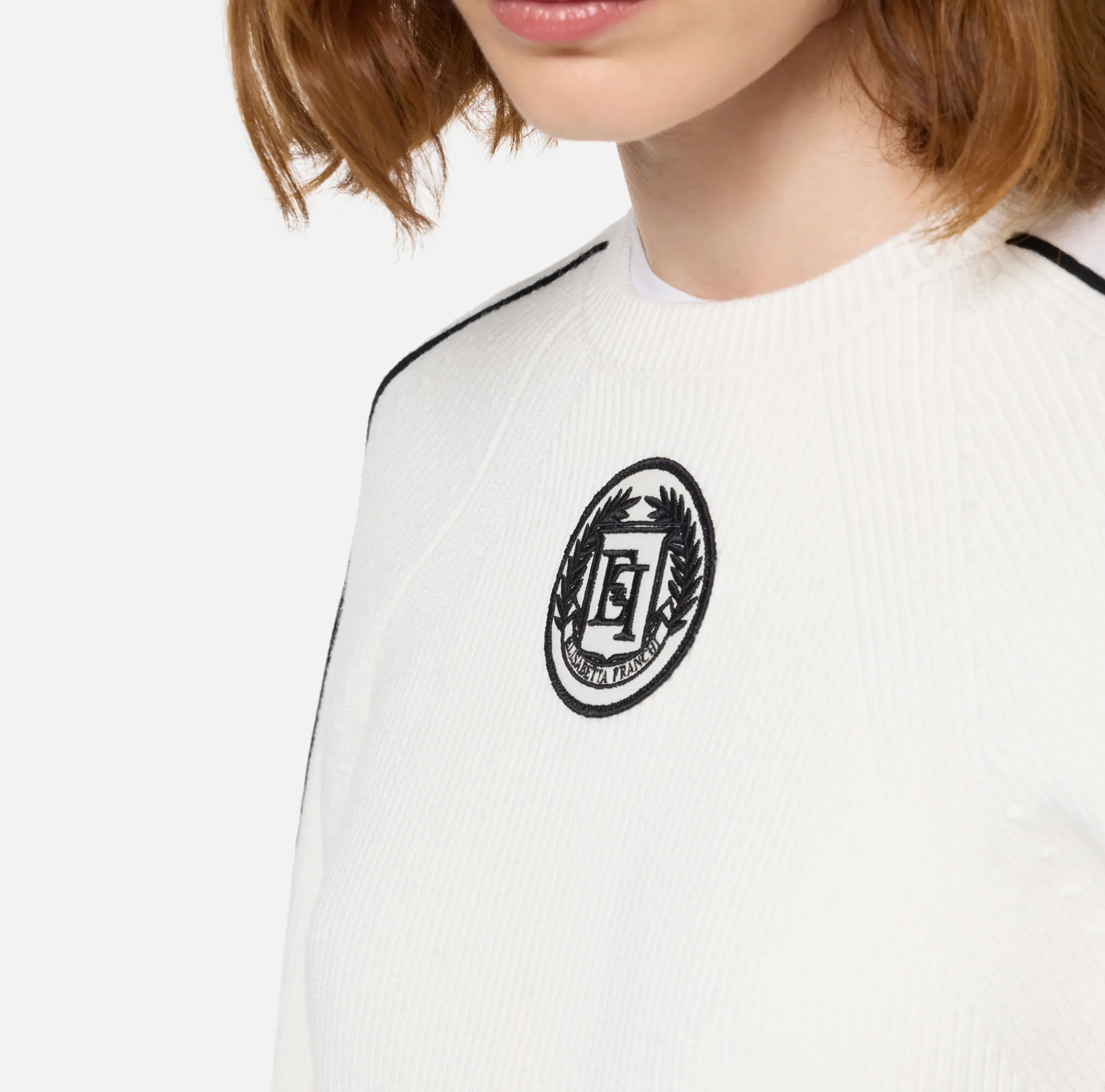Maglieria E Felpe|Elisabetta Franchi Maglia cropped in viscosa con patch logo Avorio/Nero