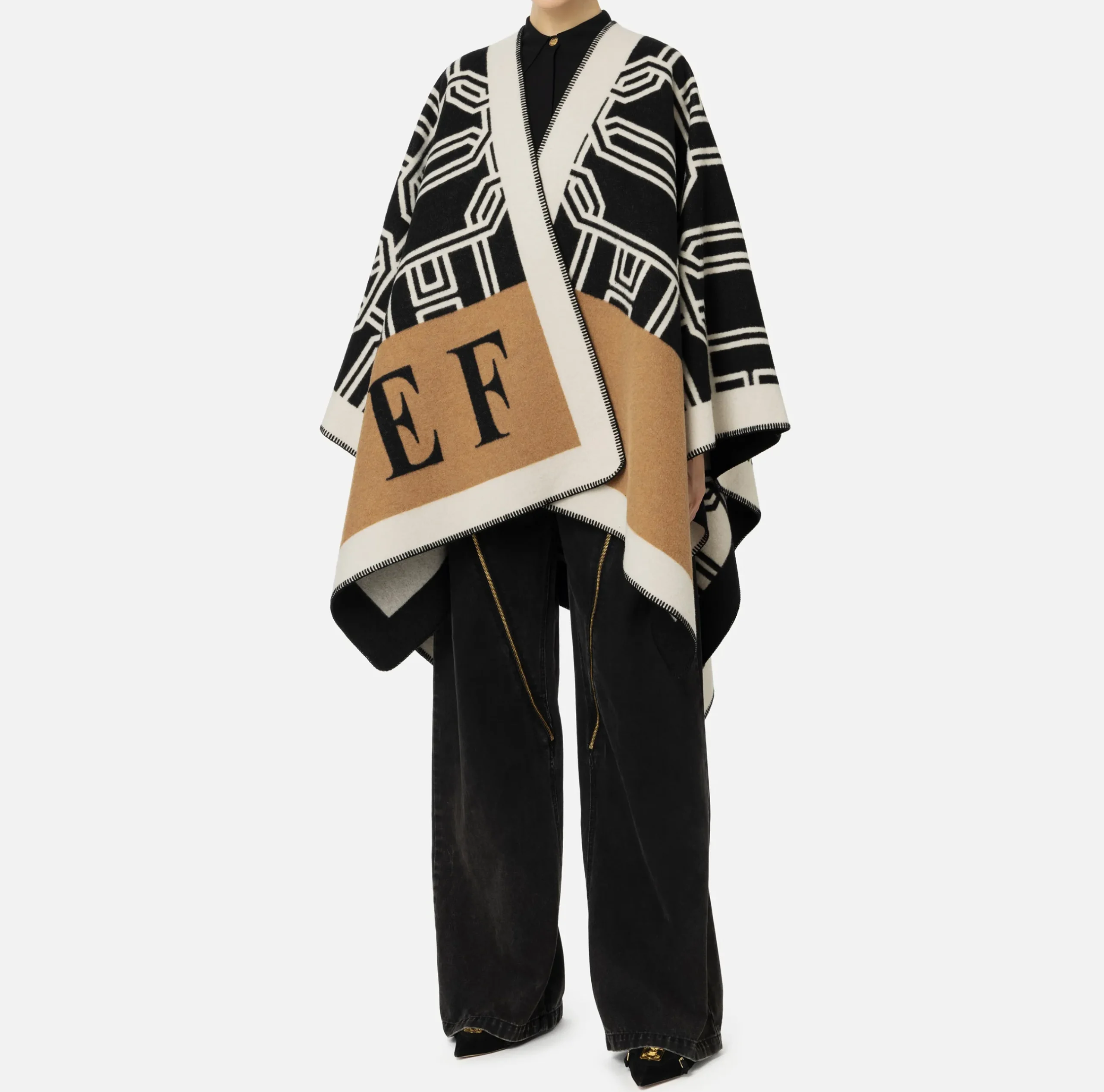Capispalla|Elisabetta Franchi Mantella in lana jacquard con lettering Camel/Nero