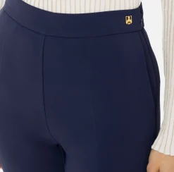 Tailleur|Pantaloni E Shorts|Elisabetta Franchi Pantalone dritto in crêpe stretch con rivetto logo Navy