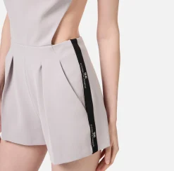 Tute|Elisabetta Franchi Tuta corta in fresco di lana con elastico logato Perla